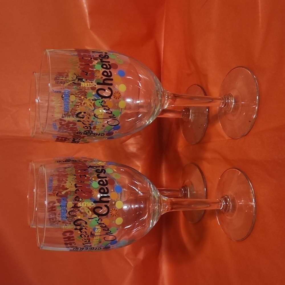 Cheers Wine Glass Set
